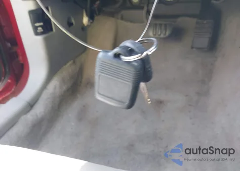 2005 Ford Mustang V6 Deluxe/V6 Premium из США, поврежденный, VIN 1ZVFT80NX55119984